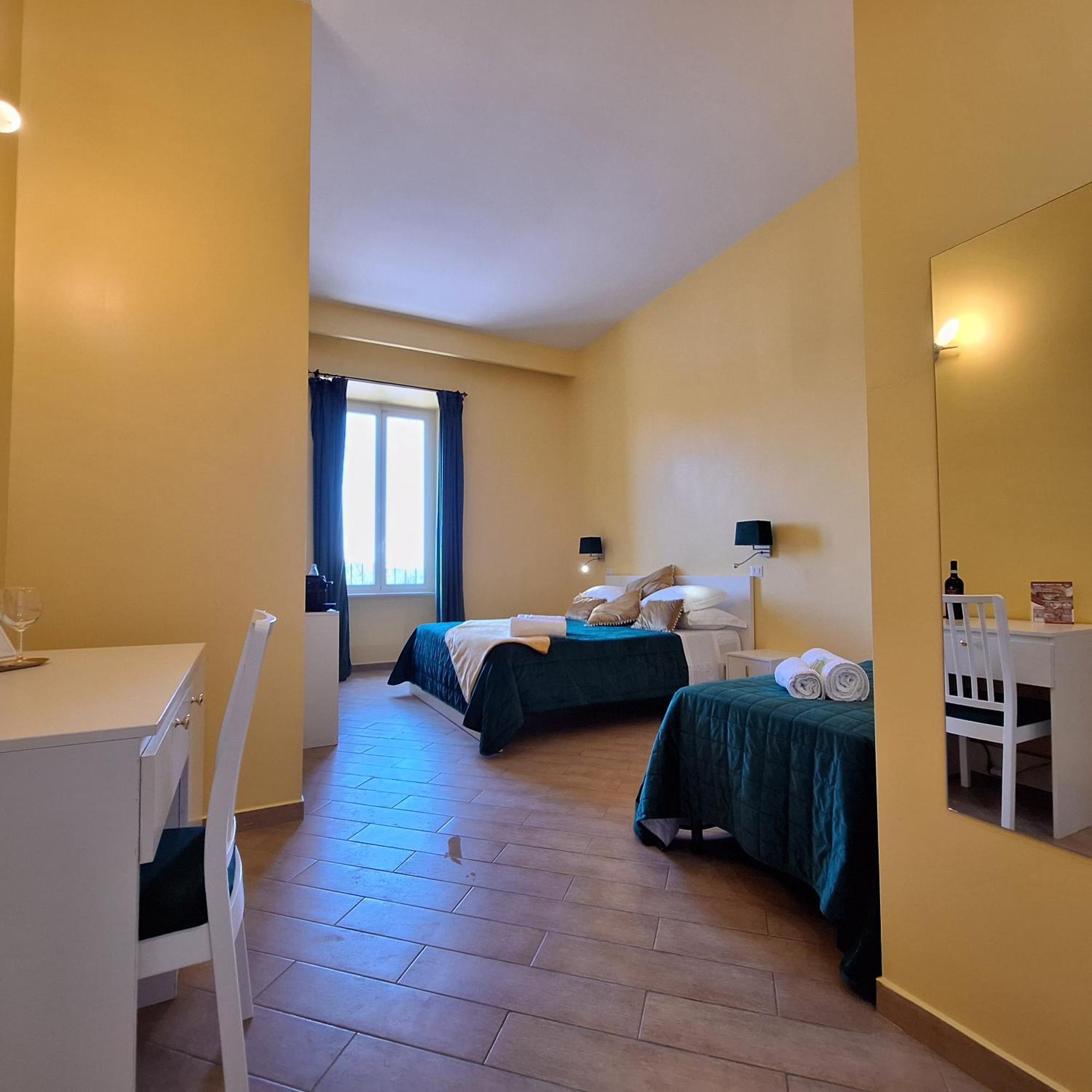 רומא Residenze Serventi Longhi מראה חיצוני תמונה