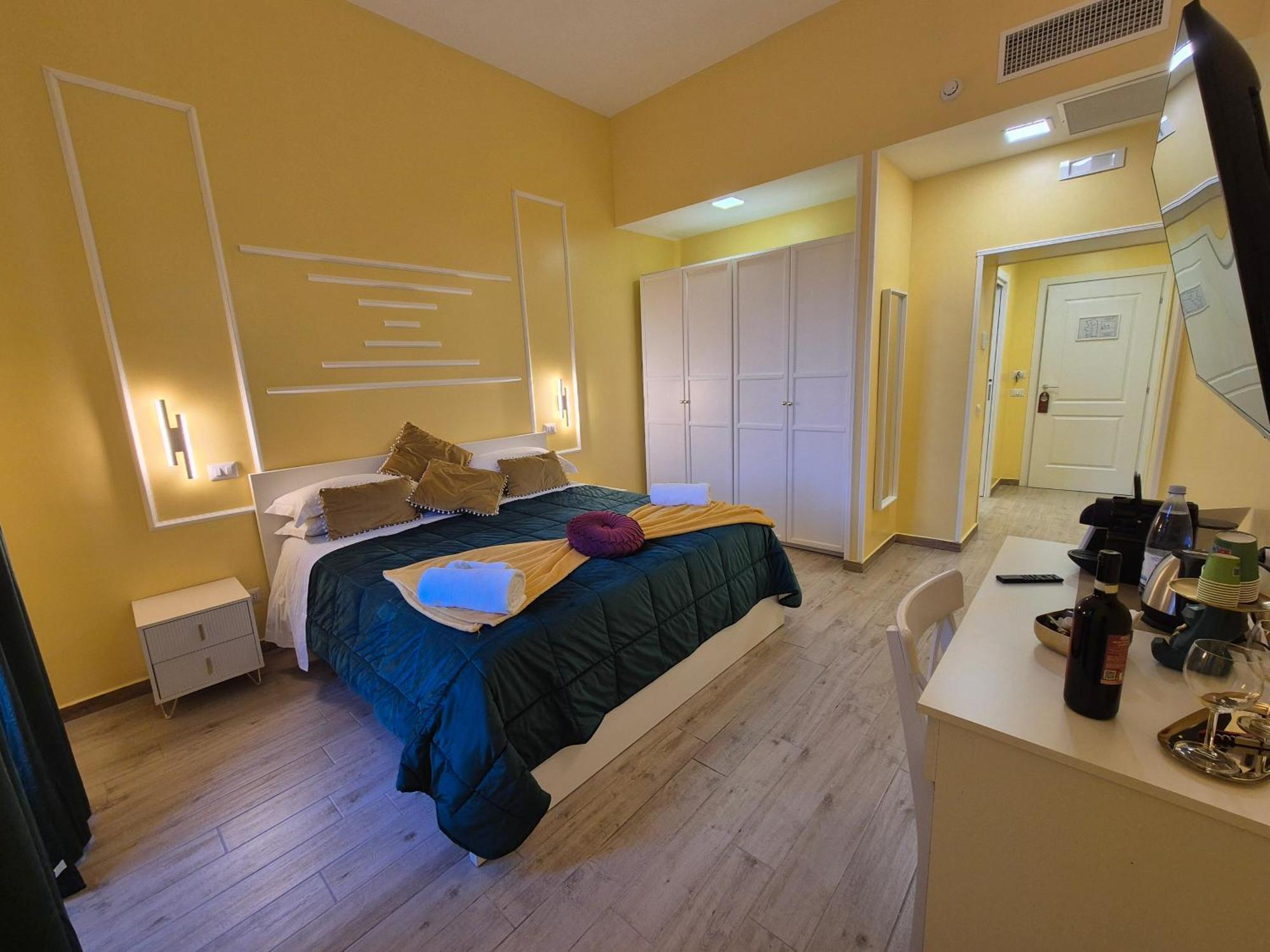 רומא Residenze Serventi Longhi מראה חיצוני תמונה